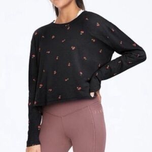 Victorias Secret PINK Campus Cropped Long Sleeve T-Shirt Size Large Black Cherry